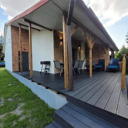 Feriehus Domek Treby Stare *